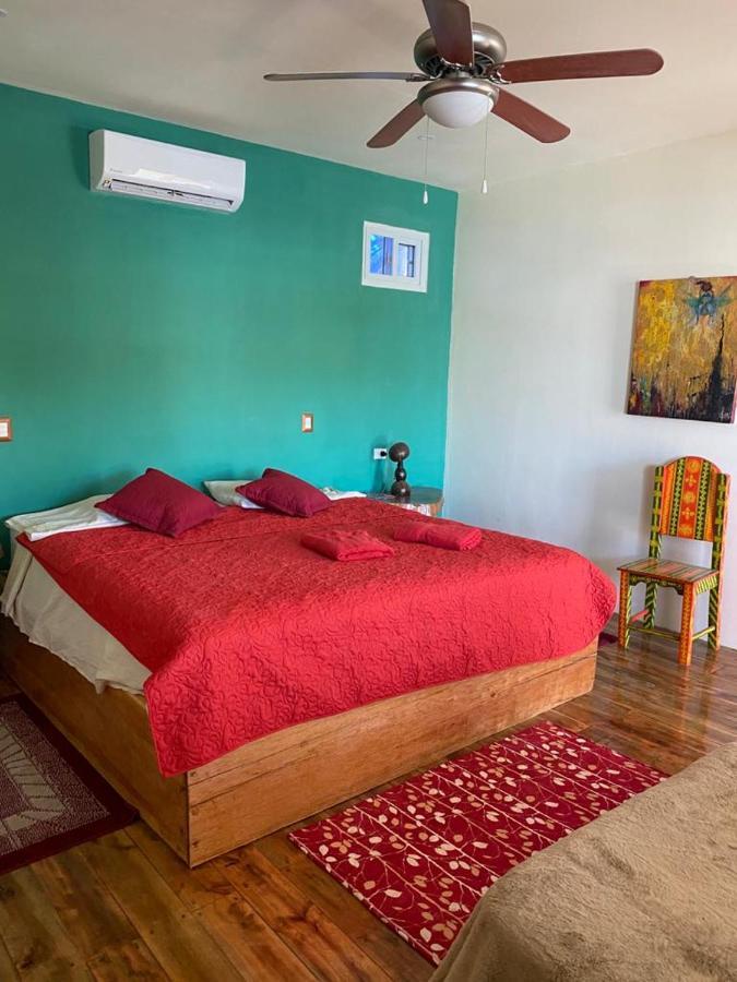 Hotel La Casa Rosada Lívingston 외부 사진