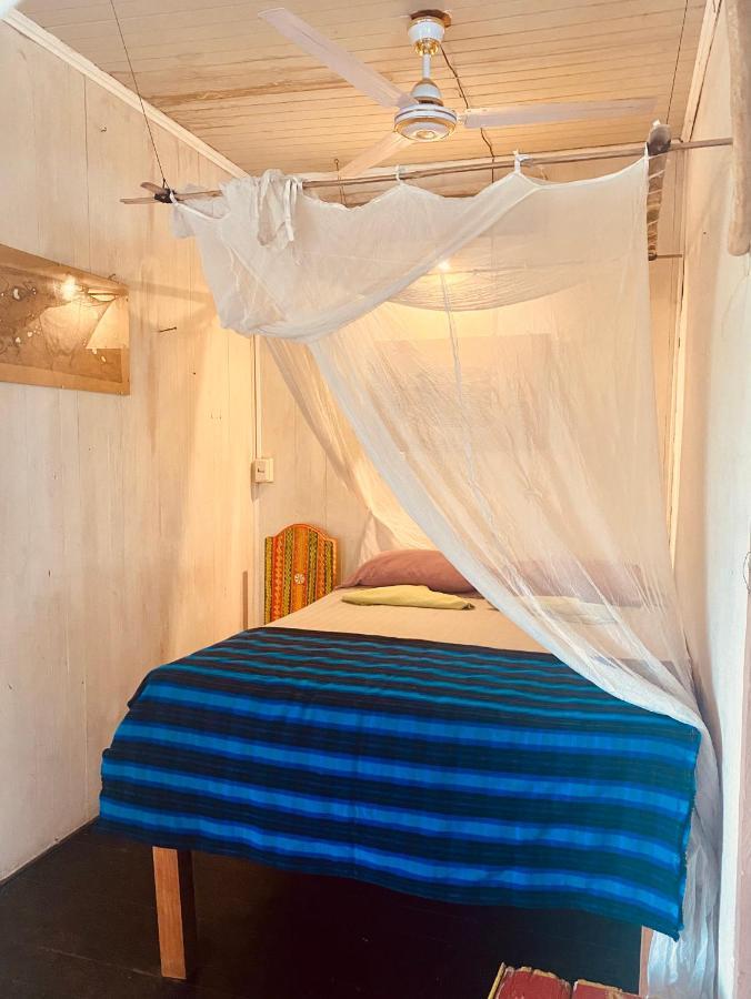 Hotel La Casa Rosada Lívingston 외부 사진
