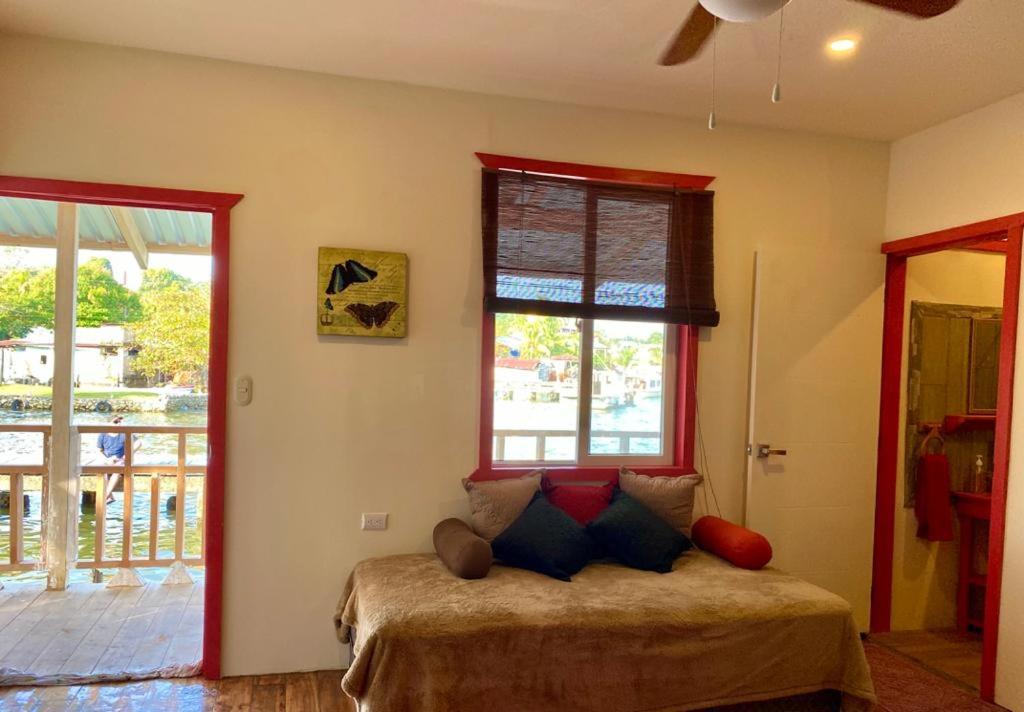Hotel La Casa Rosada Lívingston 외부 사진
